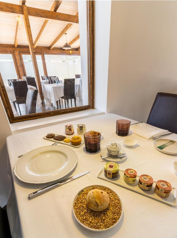 Casa Corsetti - Locanda E Ristorante Magione Esterno foto